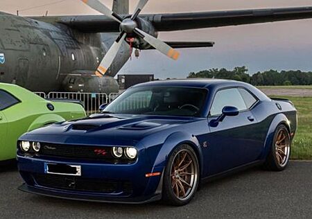 Dodge Challenger R/T Scat Pack WB 6.4 Unfallfrei KW V4