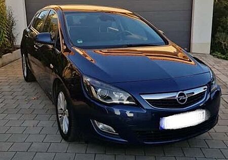 Opel Astra J 1.4 Turbo INNOVATION 88kW