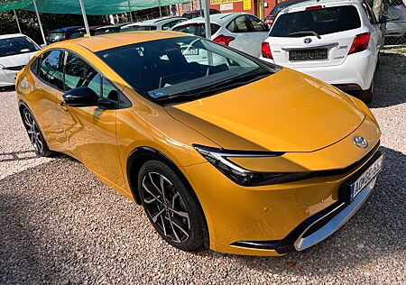 Toyota Prius gebraucht kaufen Toyota Prius 2.0-l-VVT-i Plug-in Hybrid Executive E...