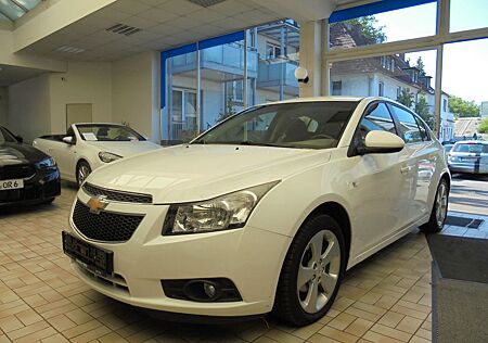 Chevrolet Cruze Hatchback LTZ* TÜV NEU*
