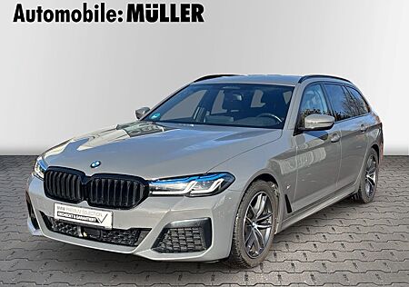 BMW 520 d Touring M Sport HUD Luftfederung Navi Lede