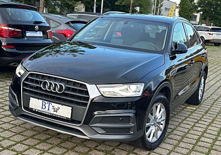 Audi Q3 2.0TDI Design QUATTRO Aut. Xenon Pano. AHK