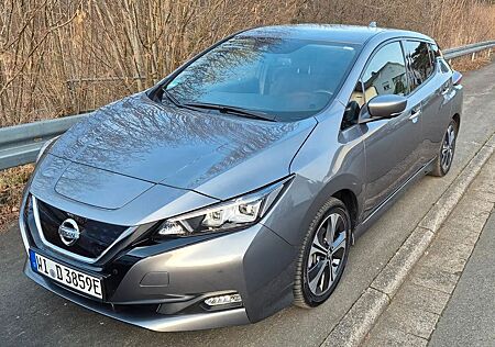 Nissan Leaf 150 PS 40KWH N-CONNECTA Top-Zustand