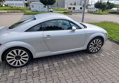 Audi TT gebraucht kaufen Audi TT Coupe 1.8T quattro 132 kW -