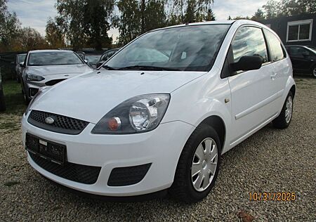 Ford Fiesta gebraucht kaufen Ford Fiesta Style KLIMA SERVICEHEFT TÜV NEU!