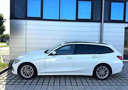 BMW 330i Touring Sport Line Leder/LED/Panorama/Leder
