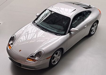Porsche 996 Carrera Coupé
