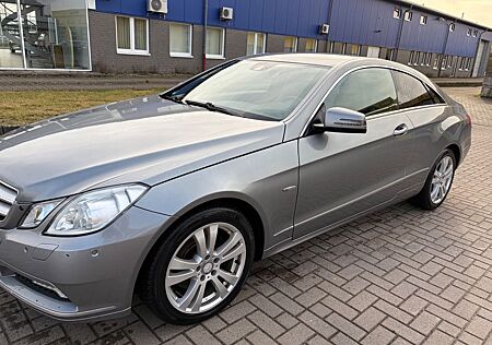 Mercedes-Benz E 350 Coupé CDI Blue Kunde Auftrag
