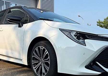 Toyota Corolla Touring Sports Hybrid Team D