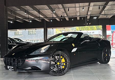 Ferrari California 30 *V8 *Carbon*Kamera*LED Lenkrad*