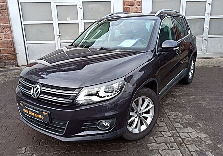 VW Tiguan Volkswagen Lounge Sport & Style / KAMERA /XENON/AHK