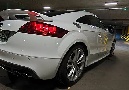 Audi TTS Coupe 2.0 TFSI S tronic quattro -