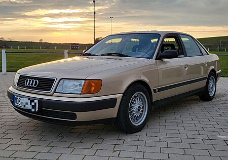 Audi 100 C4 2.3E Limousine