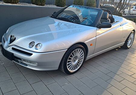 Alfa Romeo Spider 2.0 T.Spark L,Leder blau,wie neu,2.Hd.