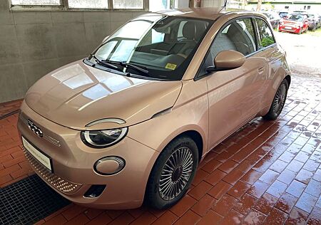 Fiat 500E Icon CCS Carplay Tempomat Klimaautomatik