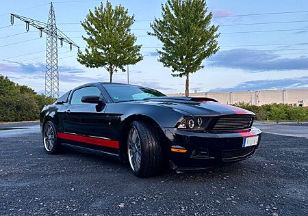 Ford Mustang 3,7 l V6 US-Modell California Special