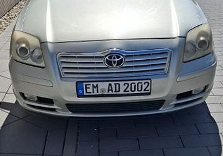 Toyota Avensis 2.0 D4D Exclusiv