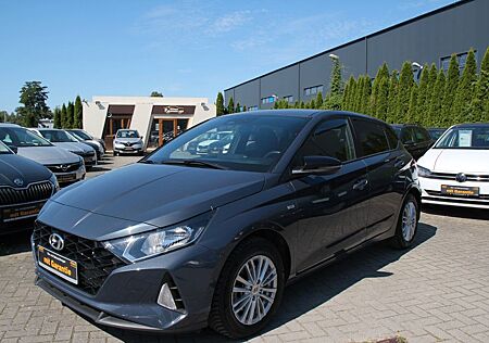 Hyundai i20 Connect & Go Mild-Hybrid, Automatik
