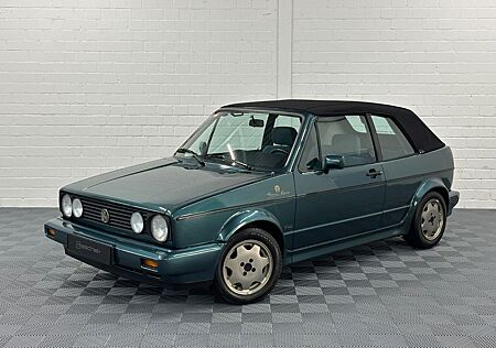 VW Golf Volkswagen 1 Cabriolet Etienne Aigner | 1 Hand | 93tkm