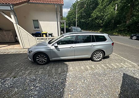 VW Passat Variant Volkswagen 2.0 TDI BMT Comfortline Varia...