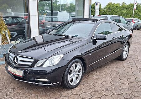 Mercedes-Benz E 250 E -Klasse Coupe CGI BlueEfficiency