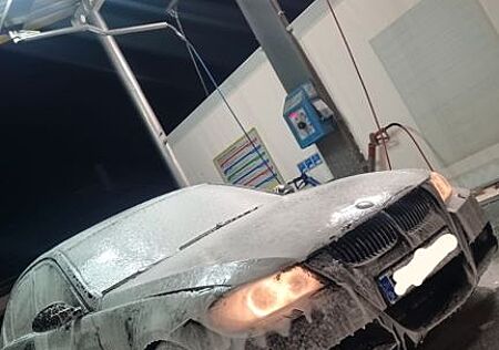 BMW 325i - M-Paket - 6-Zylinder - Sportfahrwerk