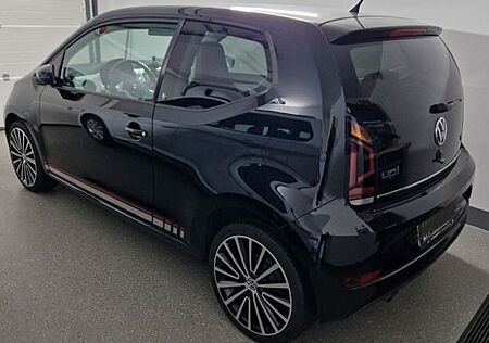 VW Up Volkswagen ! 1.0 TSI BlueMotion Technology ! beats ...