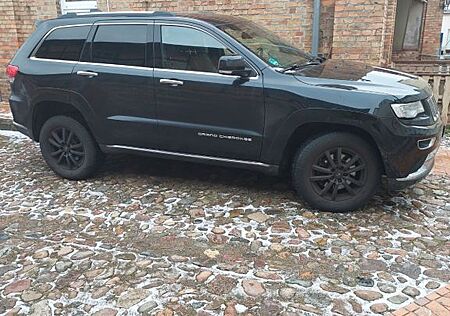 Jeep Grand Cherokee Summit 3.0 184kW SH/ AAk