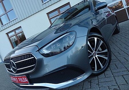 Mercedes-Benz E 300 4M*AVANT*PANO*MULTIB*LEDER*AHK*DISTRO*KAM