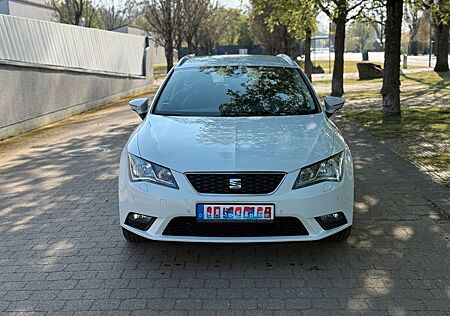 Seat Leon 1,6 TDI ST Style DSG NAVI