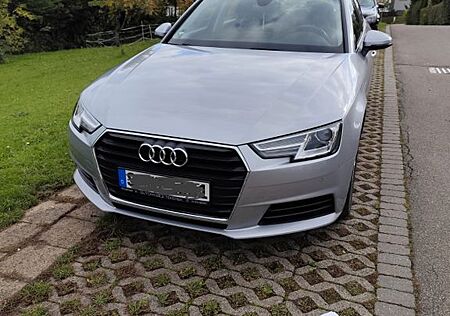 Audi A4 2.0 TDI Avant -