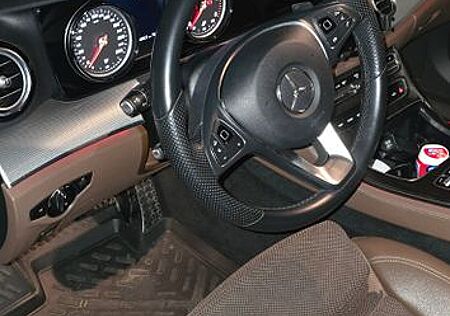 Mercedes-Benz E 200 d T Autom. -