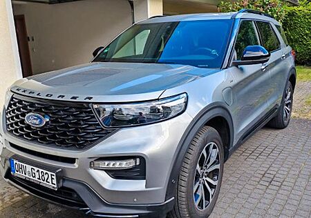 Ford Explorer 3,0 l EcoBoost PHEV 4x4 ST-Line Aut...