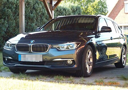 BMW 320d EfficientD. Touring Luxury Line P. Luxu...
