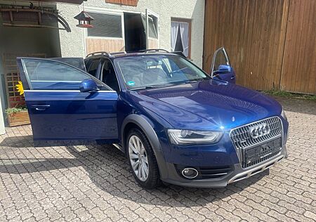 Audi A4 Allroad 2.0 TDI quattro - ocean blue