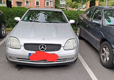 Mercedes-Benz SLK 200 -