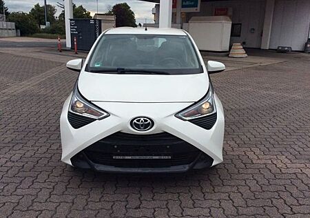 Toyota Aygo (X) Aygo (X) klima Euro 6