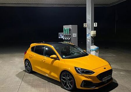 Ford Focus 2,3 EcoBoost ST ST
