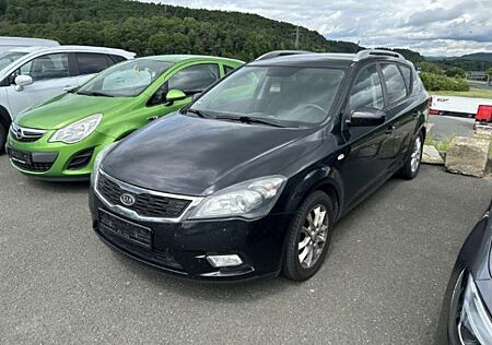 Kia Cee'd Sportswagon Ceed_sw 1.6 CRDi 115 DPF Vision 8-fach bereift E