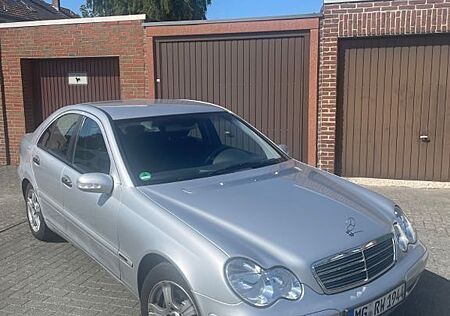 Mercedes-Benz C 180 CLASSIC Classic