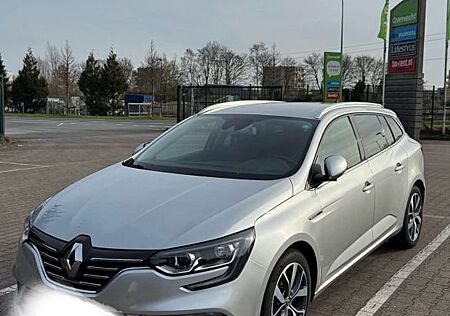 Renault Megane ENERGY TCe 130 Bose Edition Grandtour...