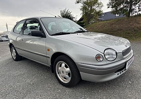 Toyota Corolla 1.4 linea terra 1.HAND/88.953 KM/TÜV NEU