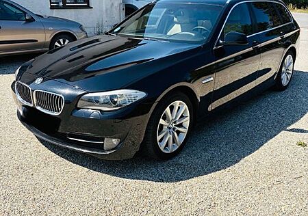 BMW 530 Baureihe 5 Touring d xDrive