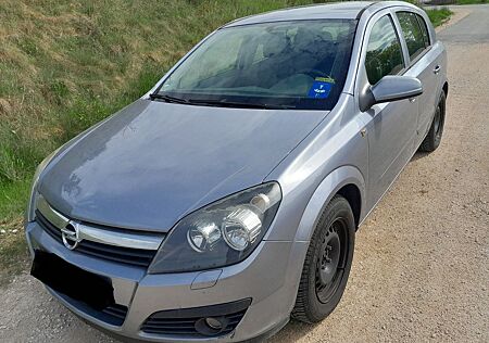 Opel Astra 1.6 Twinport 77kW -