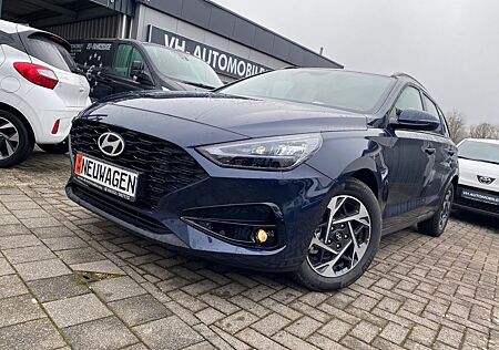 Hyundai i30 i30cw1.5T*LED HSW*NAVI*R.KAMERA PDC vo&hi*Sitzhz
