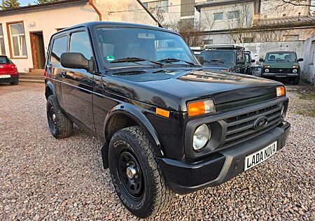 Lada Urban *4x4*AHK*CD-Radio*2 Hand*Tüv Neu*