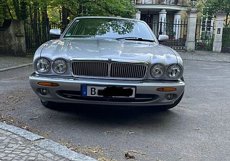 Jaguar XJ Executive 3.2 Executive