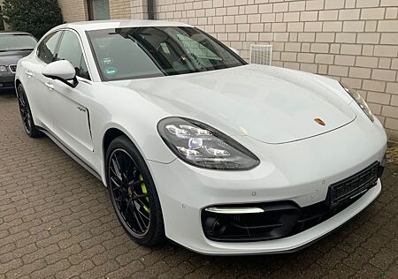 Porsche Panamera 4 S E-Hybrid Chrono/Matrix/VieleExtras!