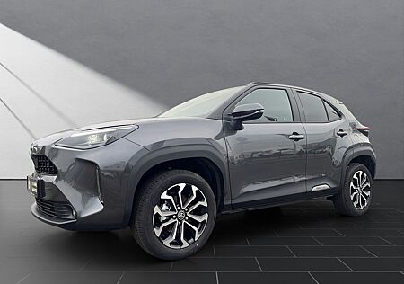 Toyota Yaris Cross CROSS INKL.AHK / ALLWETTER