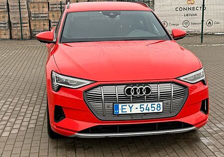 Audi e-tron 55 quattro advanced advanced